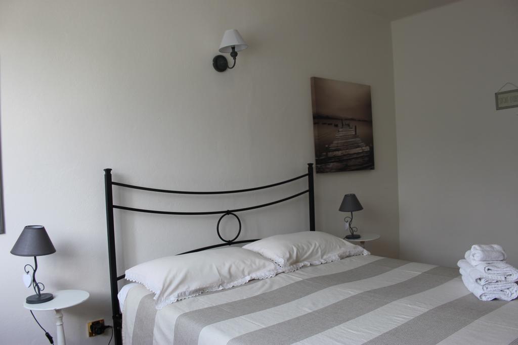Bed And Breakfast Anna Isera Extérieur photo